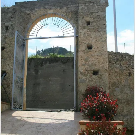 شقة Porta Antica Di تروبيا