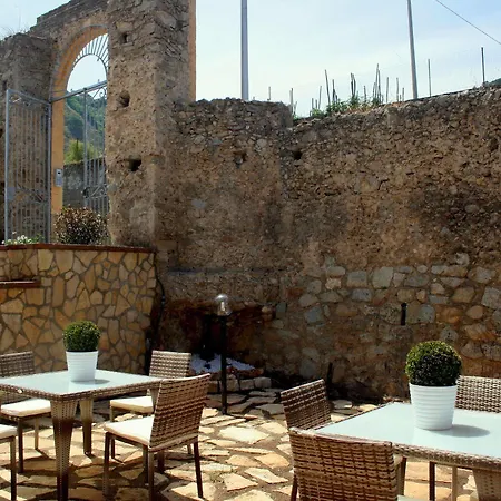 Porta Antica Di Apartament Tropea